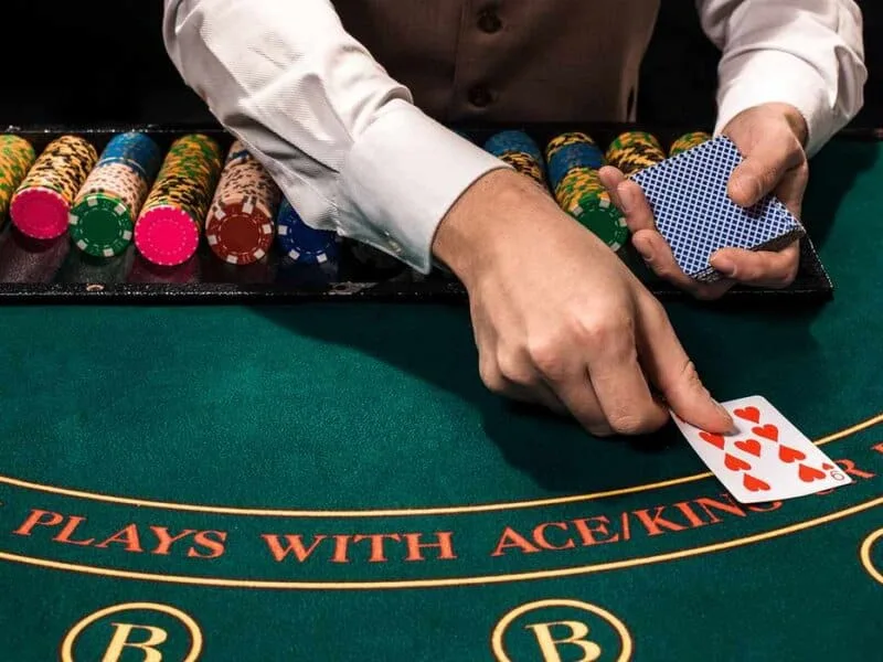 Bài Poker là biểu tượng của nền cá cược trong nhiều năm 